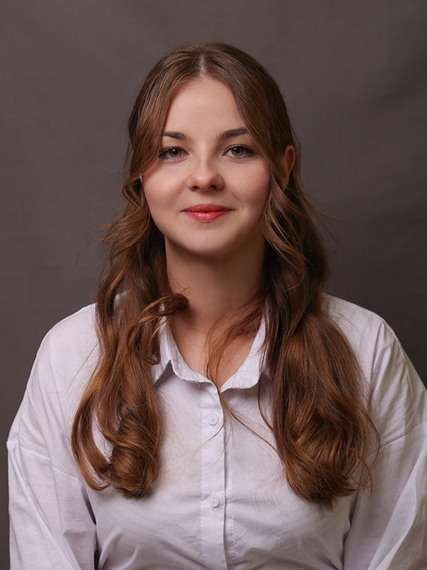 Пинясова Анна Александровна.