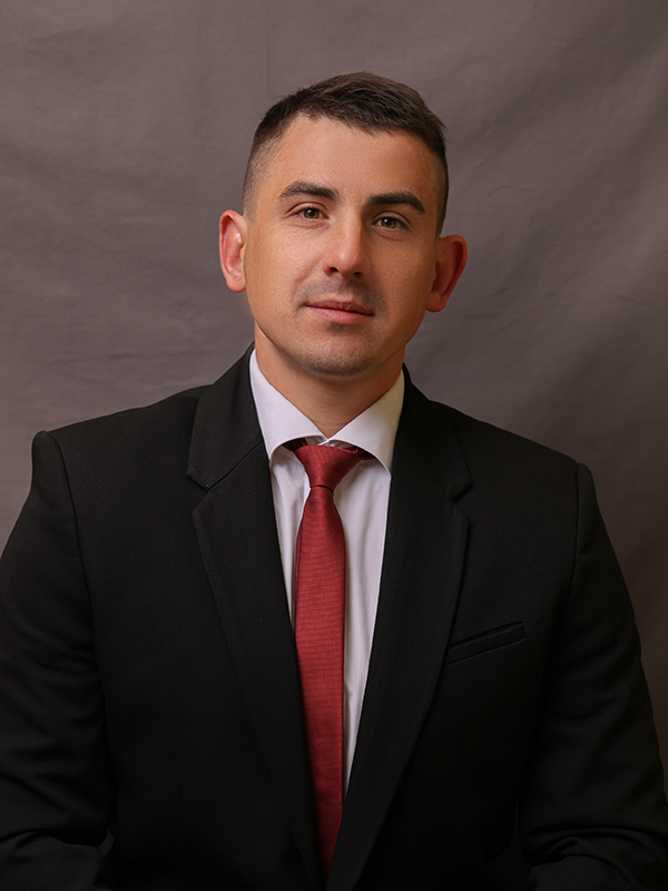 Цацкин Максим Юрьевич.